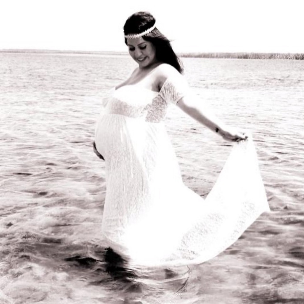 🤰*HP* Beautiful White Lace Maternity Gown 🤰🏻 - Picture 6 of 6